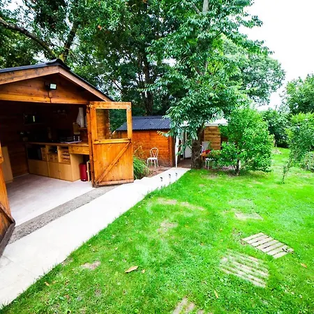 Homestay Mirguet Au Jardin *