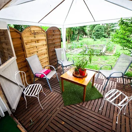 Mirguet Au Jardin Privatunterkunft