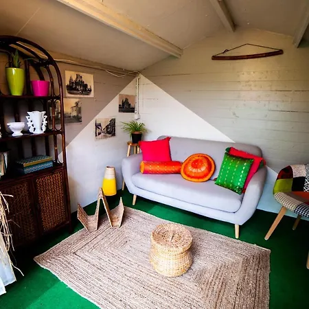 Habitación en casa particular Mirguet Au Jardin