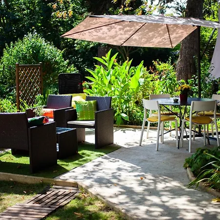 Mirguet Au Jardin * Saint-Elix-le-Chateau